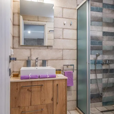 Artemis A&b Villa